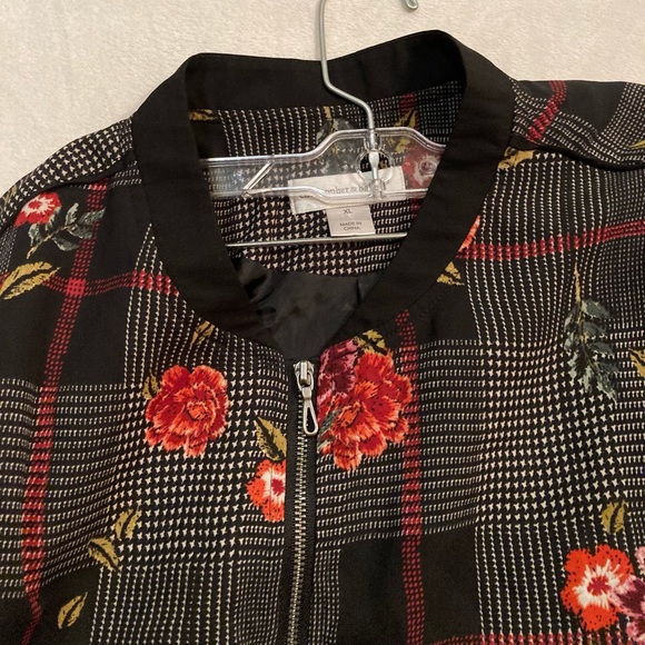 Floral bomber jacket - Picture 4 of 8